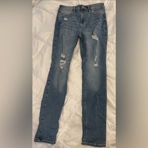 Hollister high-rise super skinny jeans